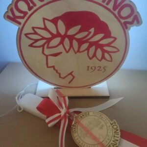 Λαμπάδα με φωτιστικό και μπρελόκ με όνομα "Ολυμπιακός"
