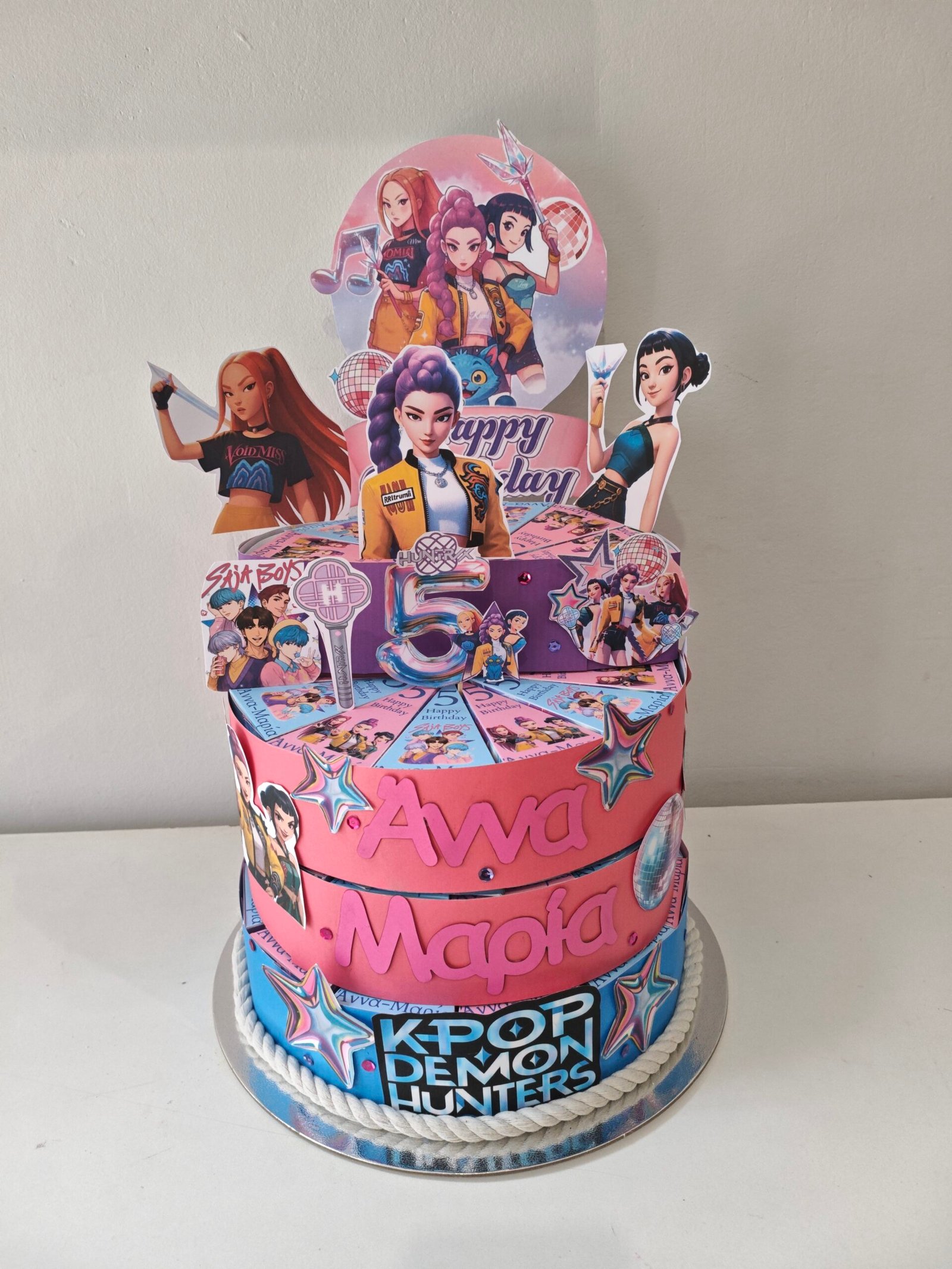 Χάρτινη τούρτα "HUNTRIX" K POP DEMON - Image 7